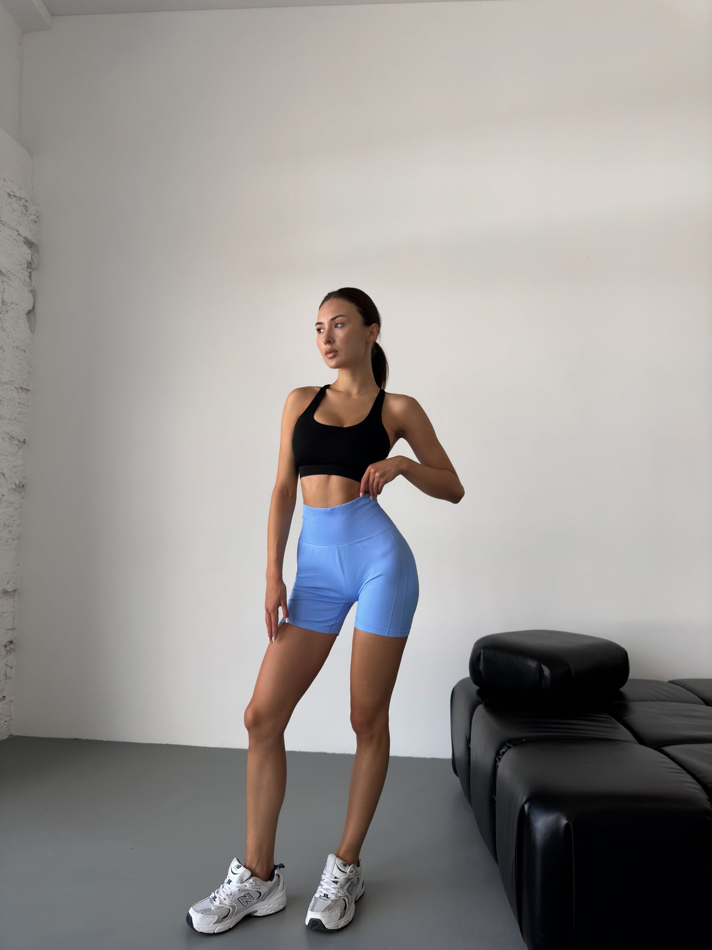 High-waist shorts & top Set